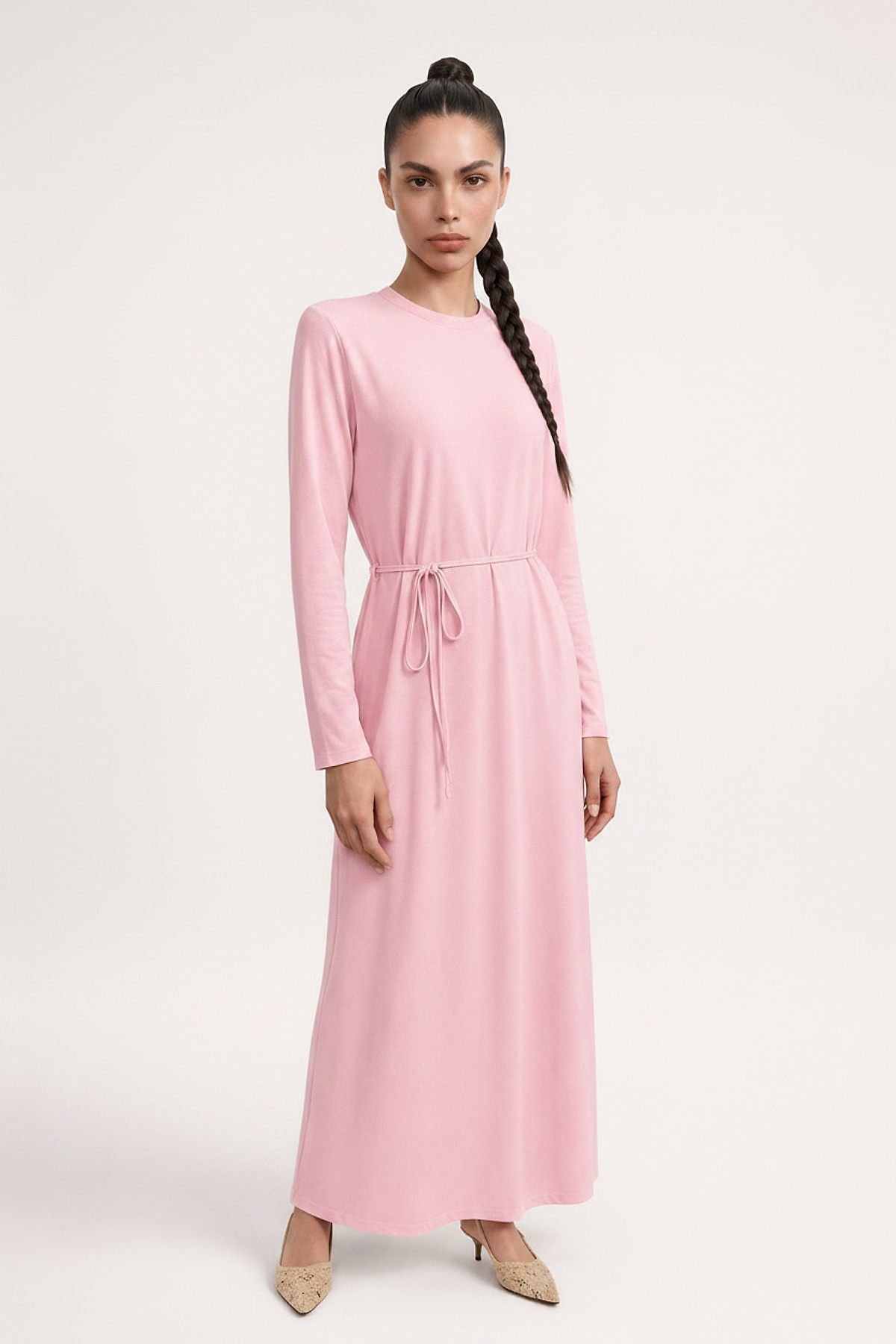 Pembe elbise — ön görünüm